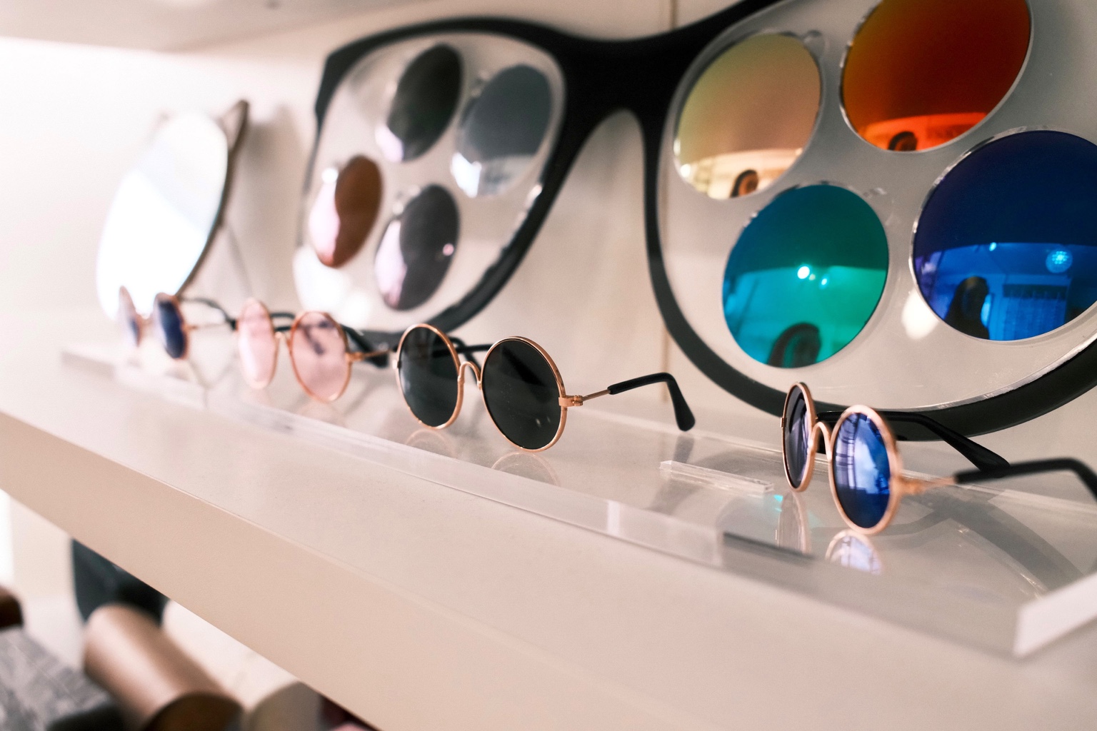 Exhibición de lentes de sol